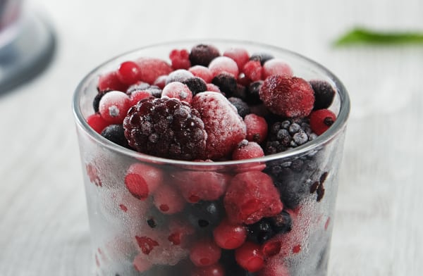 Smoothie FAQ: Can Frozen Fruit Break Your Blender?